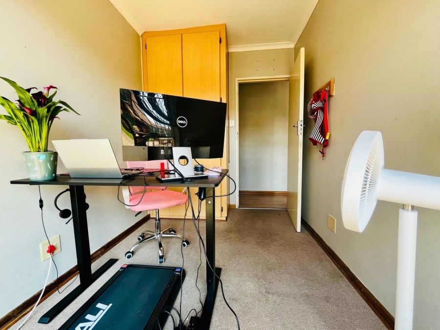 3 Bedroom Property for Sale in Langenhovenpark Free State